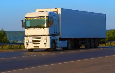 İzmir ile Dinar Arası Öğrenci Eşyası Taşıma